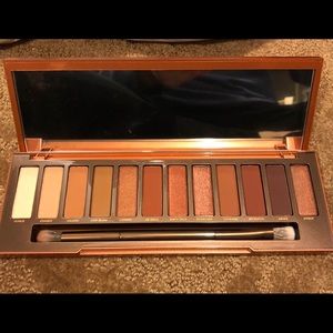 Urban Decay Naked Heat Palette